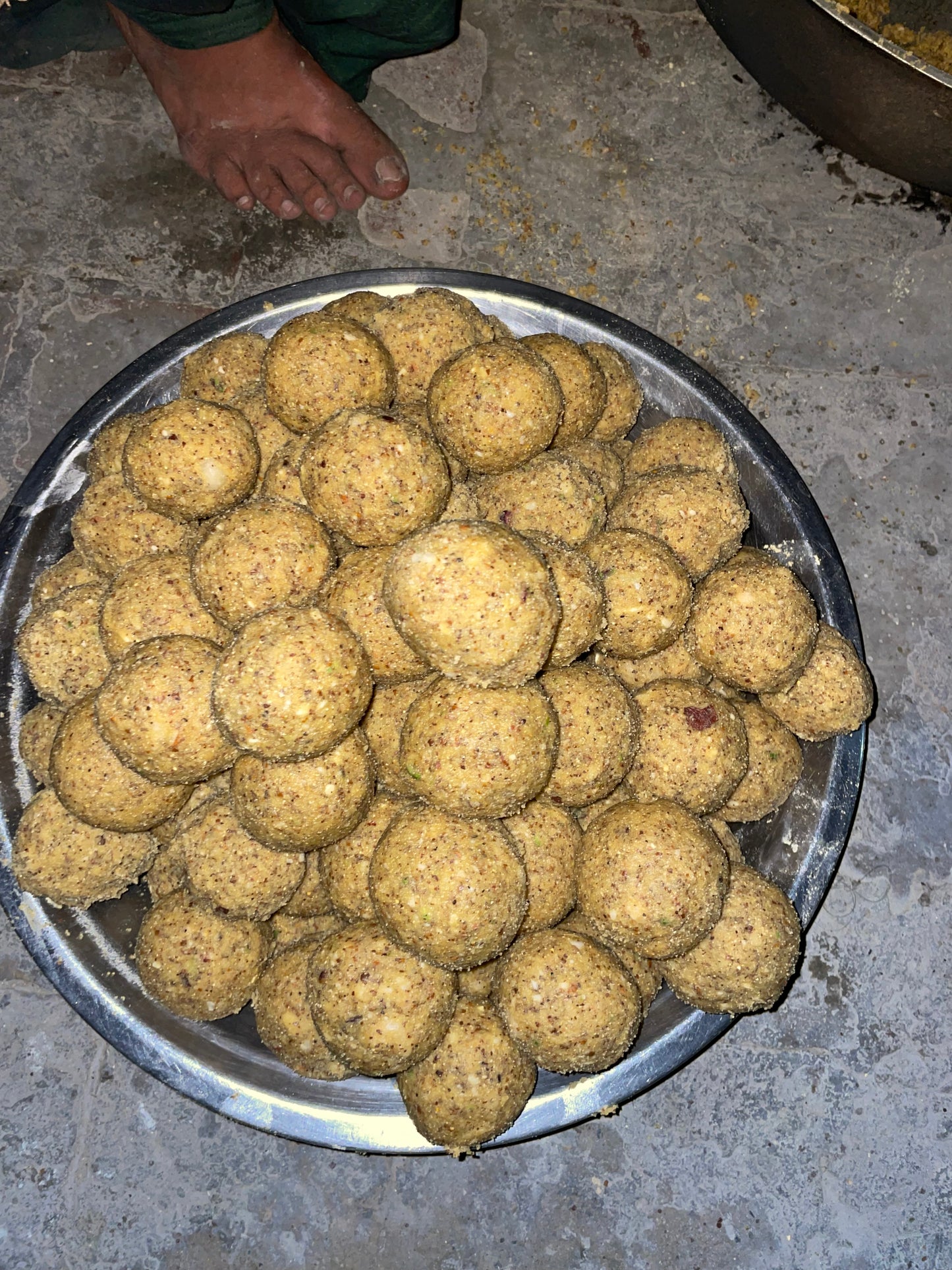 Whole roasted chana ladoo